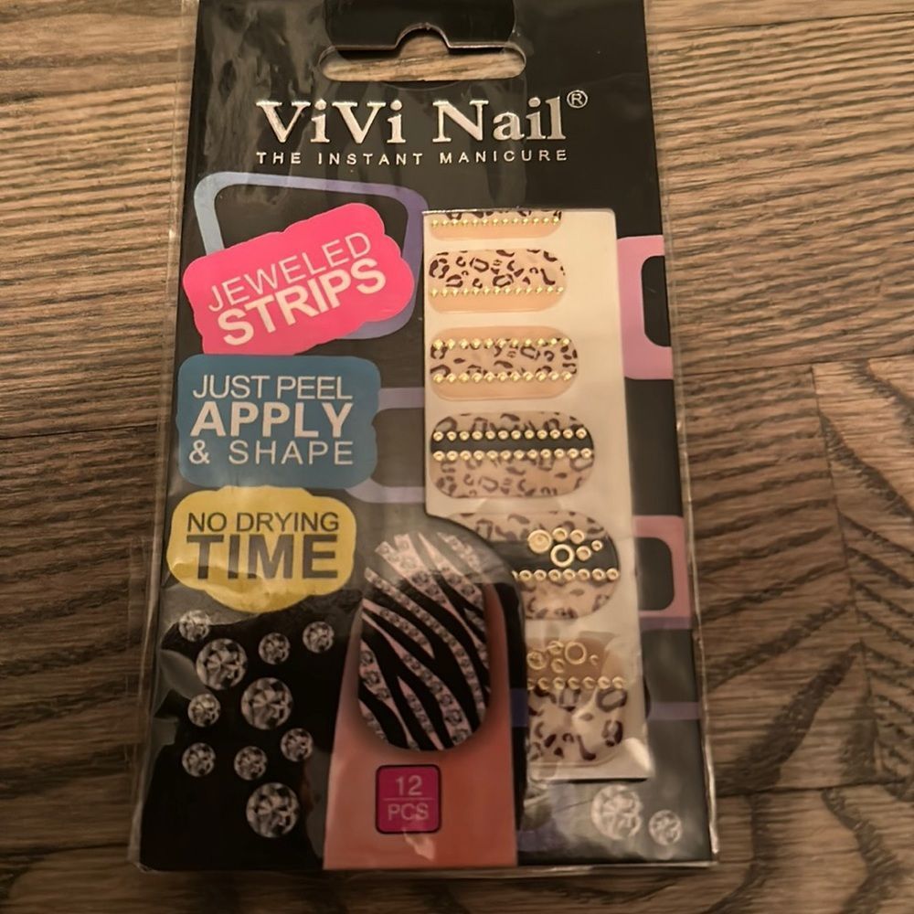 11 packs of ViVi Nail The Instant Manicure